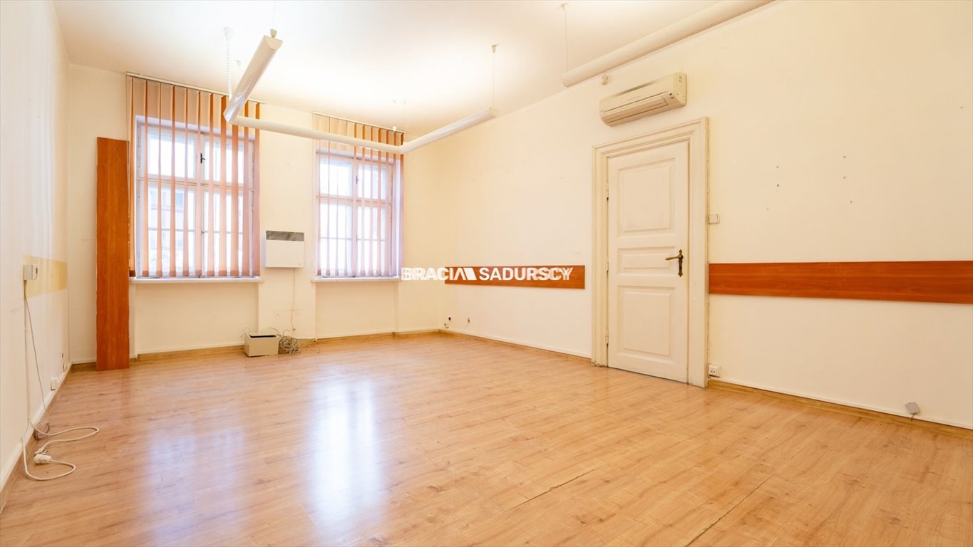Kameralny lokal na Floriańskiej w oficynie - polecam! Kraków, Stare Miasto , Stare Miasto, Floriańska  70m2 Foto 1