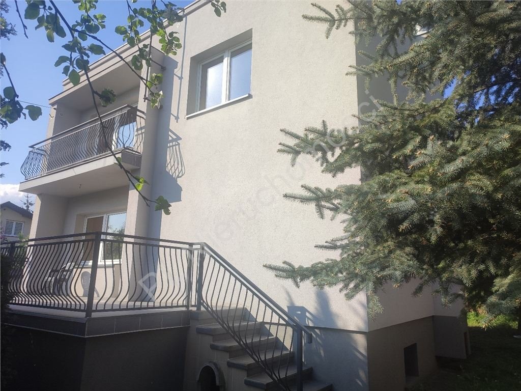 Pruszków, dom 115 m2 z dużym tarasem i potencjałem Pruszków  115m2 Foto 1