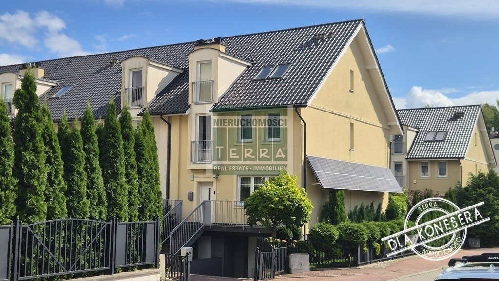 Zapraszam do obejrzenia eleganckiego skrajnego segmentu 292 m² w Zielonej Górze: Zielona Góra