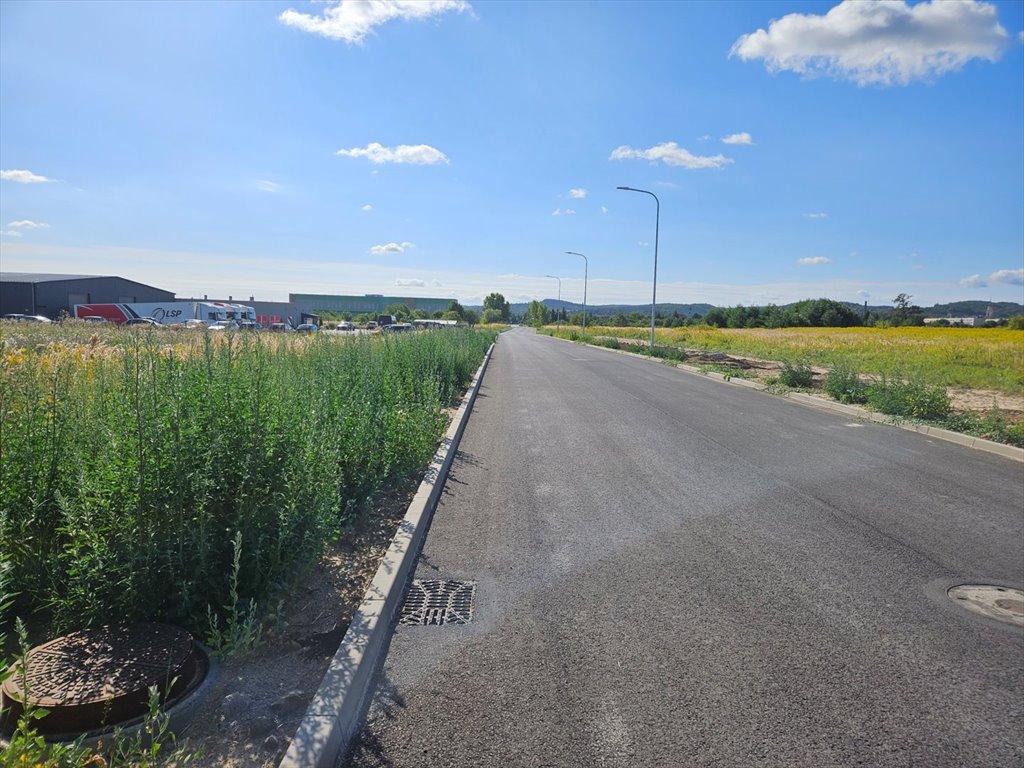 Działka inwestycyjna 9 259 m² pod magazyny i logistykę Świebodzice  9 259m2 Foto 1