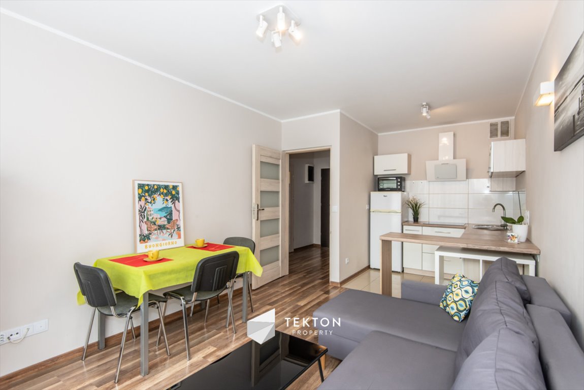 Mieszkanie dwupokojowe na sprzedaż Poznań, Czeremchowa  40m2 Foto 1