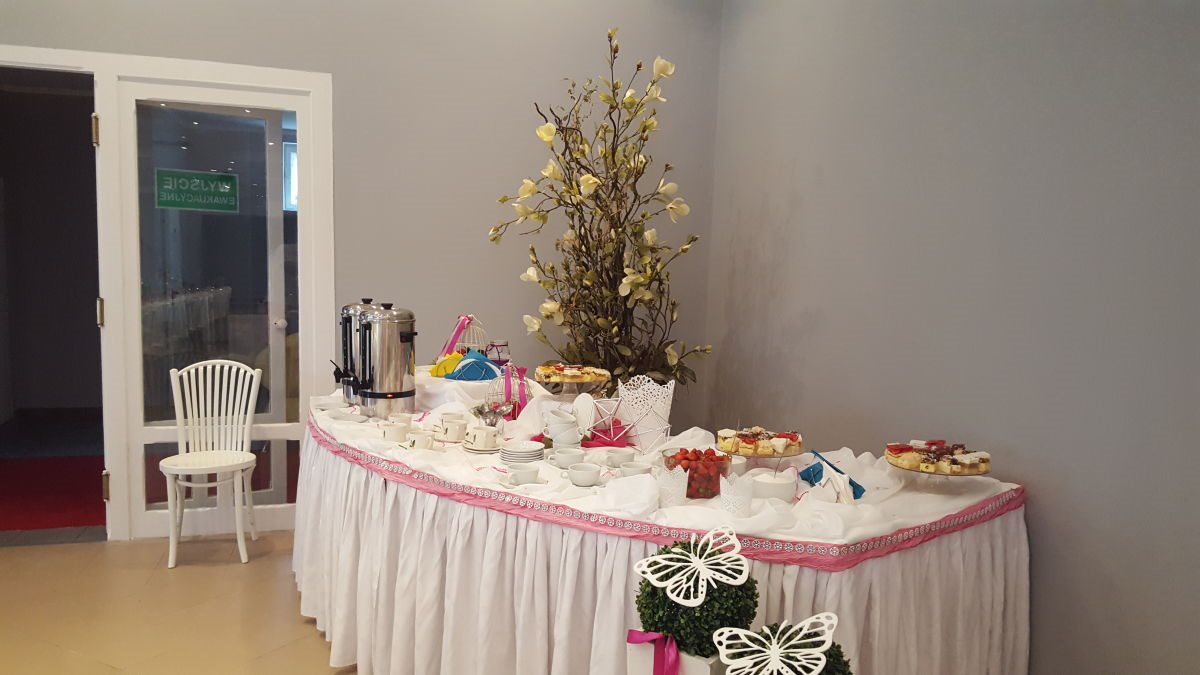 Sala bankietowa 1000 m2 z tarasem i widokiem na jezioro Radzyń  1 000m2 Foto 1