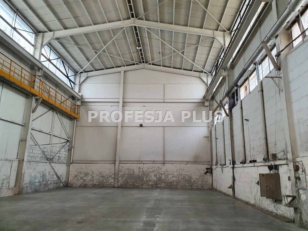 Hala 1200 m² z suwnicą, ogrzewaniem i dojazdem do S1, A4 Mysłowice  1 200m2 Foto 1