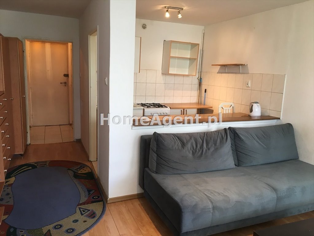 Kawalerka na wynajem Katowice, os. Tysiąclecia, Piastów  30m2 Foto 1