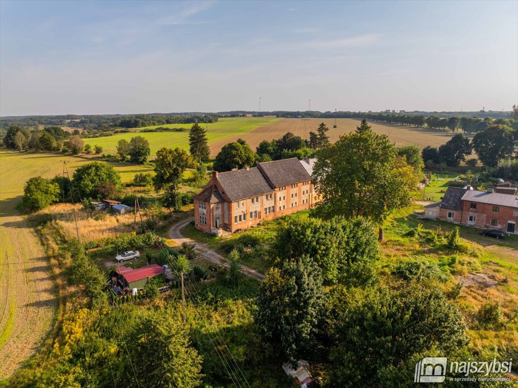 Mieszkanie dwupokojowe na sprzedaż Poradz, Wieś  68m2 Foto 1