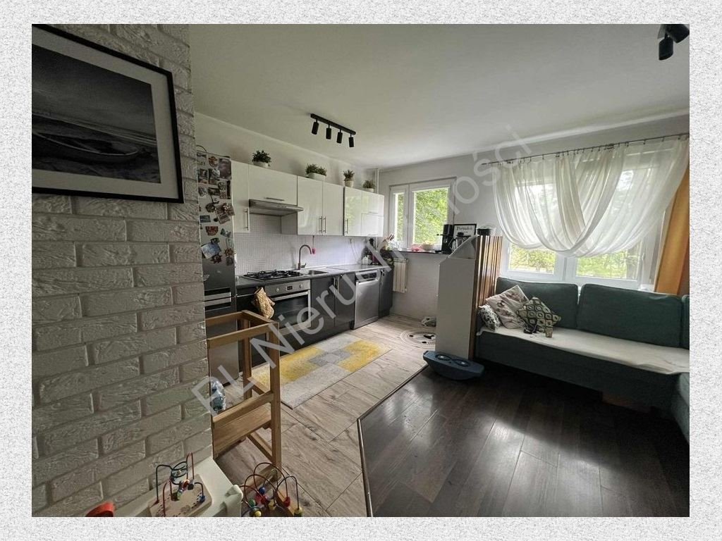 Mieszkanie trzypokojowe na sprzedaż Grodzisk Mazowiecki  58m2 Foto 1