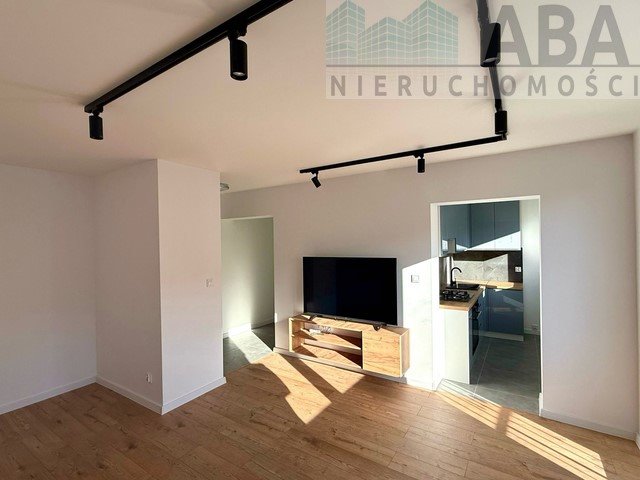 Mieszkanie dwupokojowe na sprzedaż Turek  47m2 Foto 1