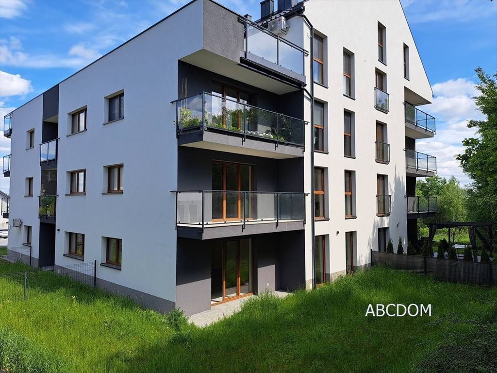 Mieszkanie trzypokojowe na sprzedaż Wieliczka, Wieliczka  64m2 Foto 1