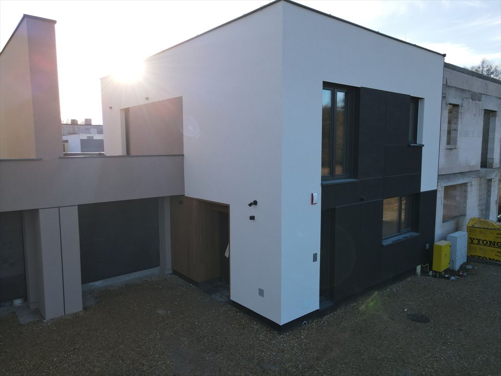 Nowoczesny dom 138 m² z garażem i ogrodem w Brzęczkowicach Mysłowice, Brzęczkowice, Kolejowa  138m2 Foto 1