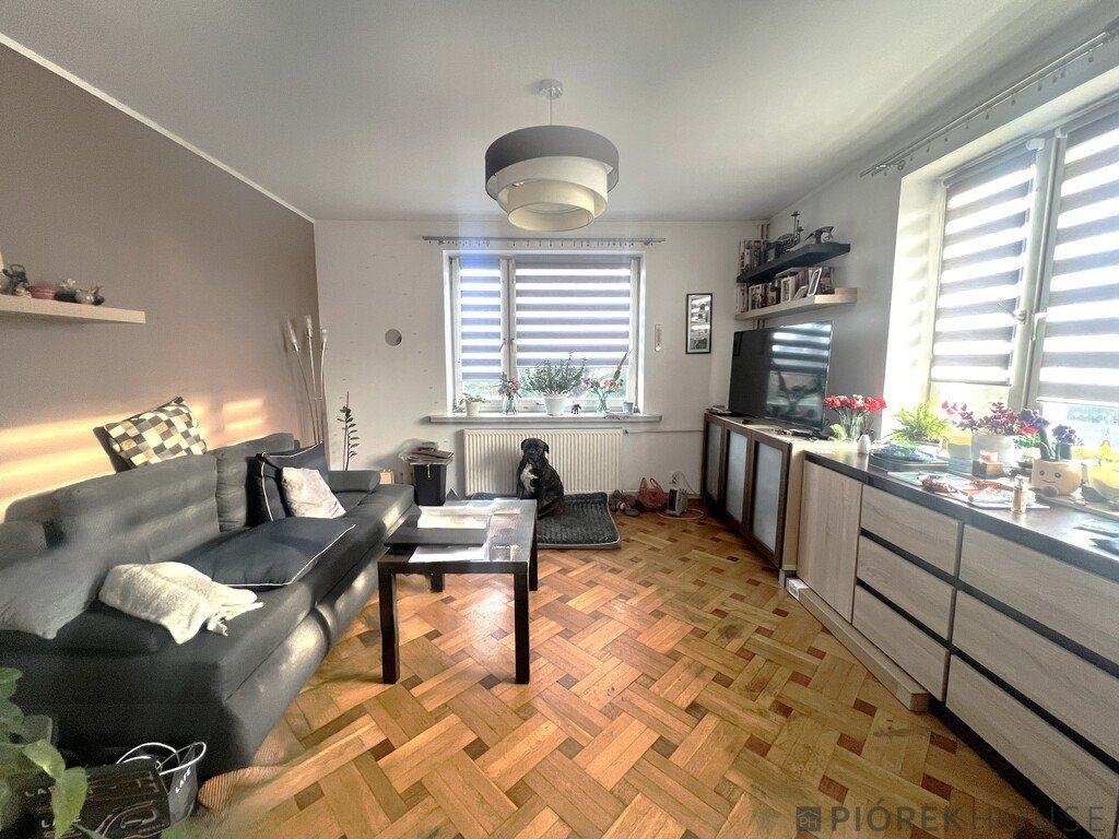 Dom z potencjałem 430 m² w Markach – 7 pokoi, duża działka Marki, Fabryczna  430m2 Foto 1