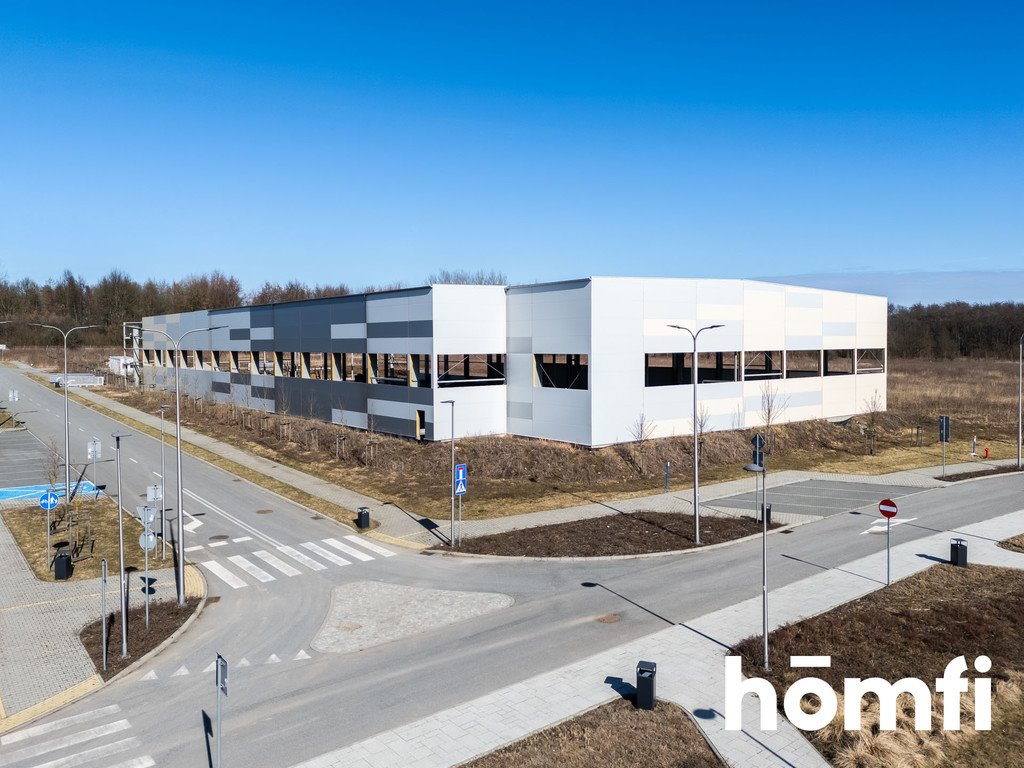 Hala 4362 m² z suwnicami, placem i biurem w Krakowie Kraków, Nowa Huta, Igołomska  4 362m2 Foto 1