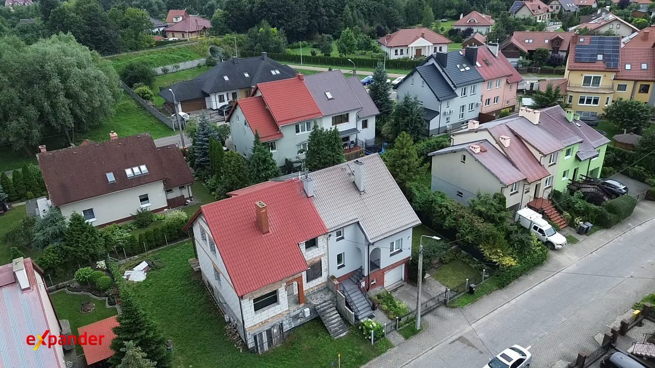 Przestronny dom bliźniak z garażem i potencjałem na działalność Kwidzyn, Miła  211m2 Foto 1