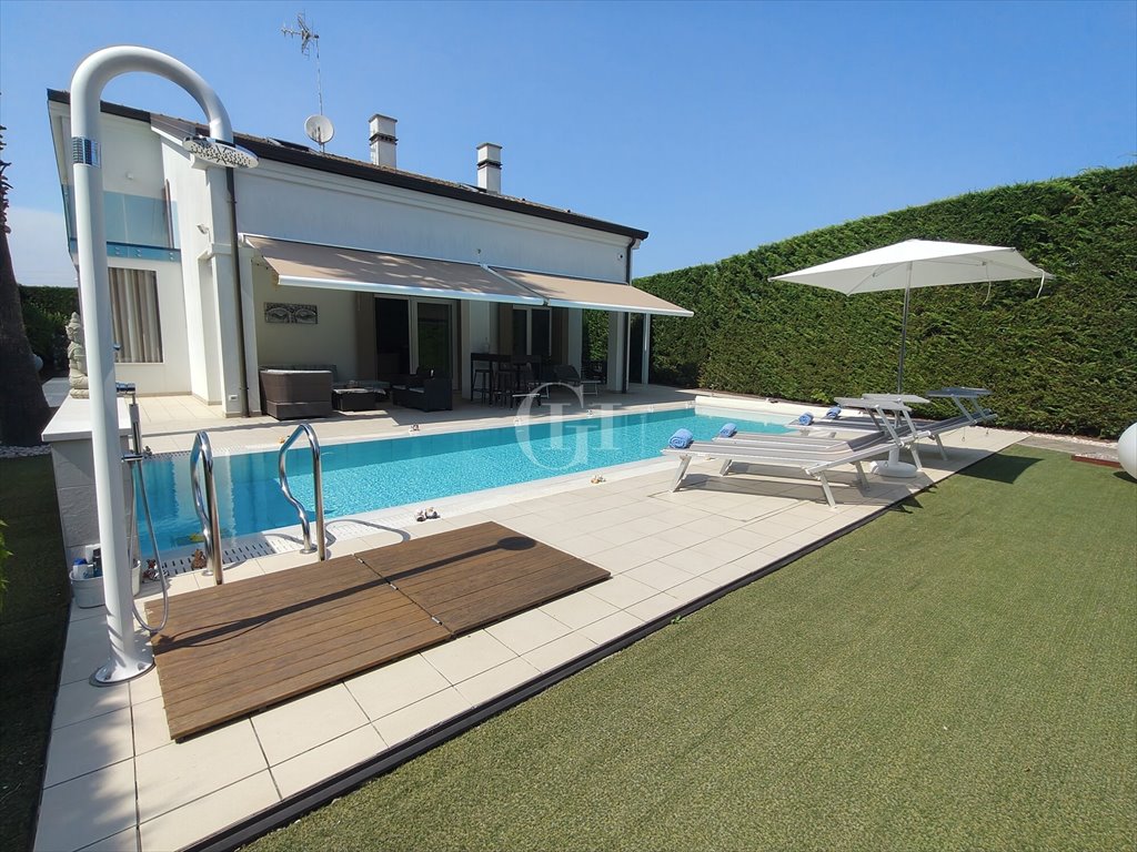 Dom na sprzedaż Włochy, Jesolo  160m2 Foto 1