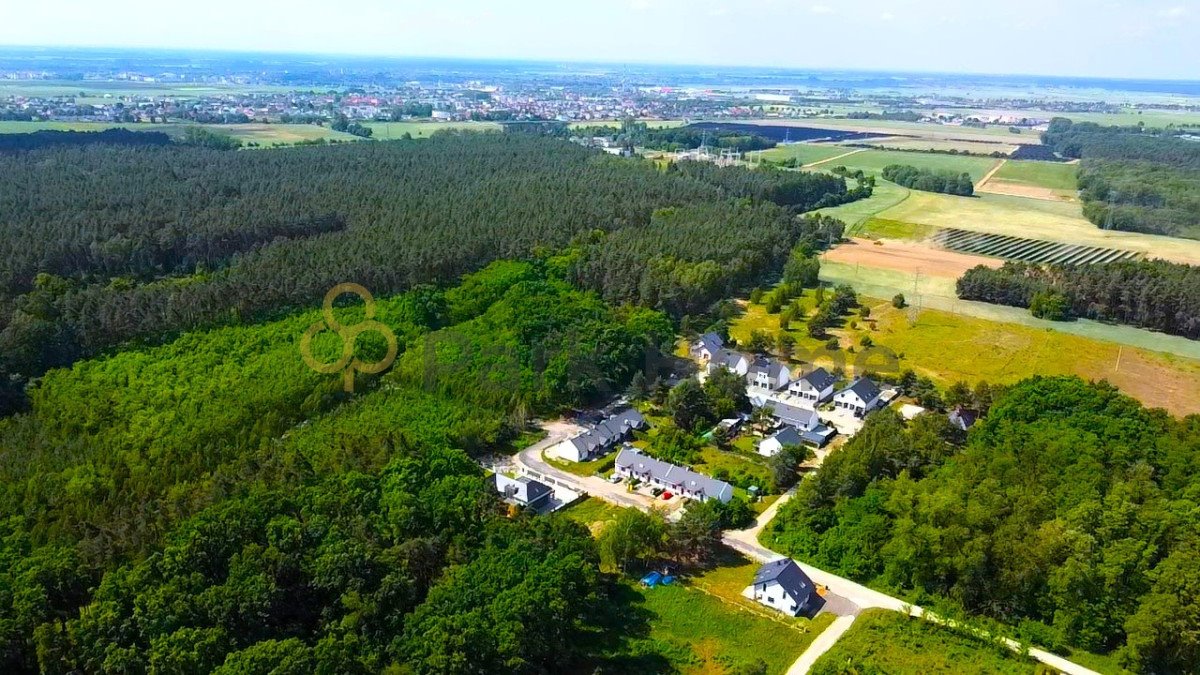 Działka budowlana w Gronówku z mediami i lasem - zapraszam Gronówko  1 699m2 Foto 1