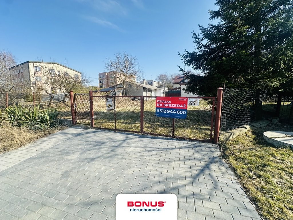 Działka 753 m² z budynkiem i mediami w Ostrów Lubelski polecam Ostrów Lubelski  753m2 Foto 1