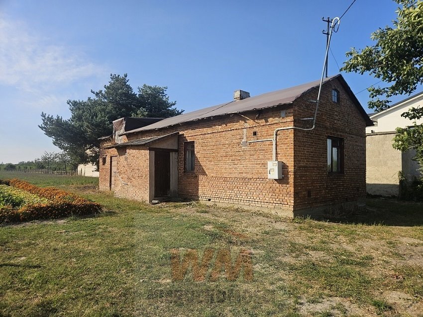 Zapraszam do obejrzenia działki 2700 m² z budynkiem do remontu Błędów  2 700m2 Foto 1
