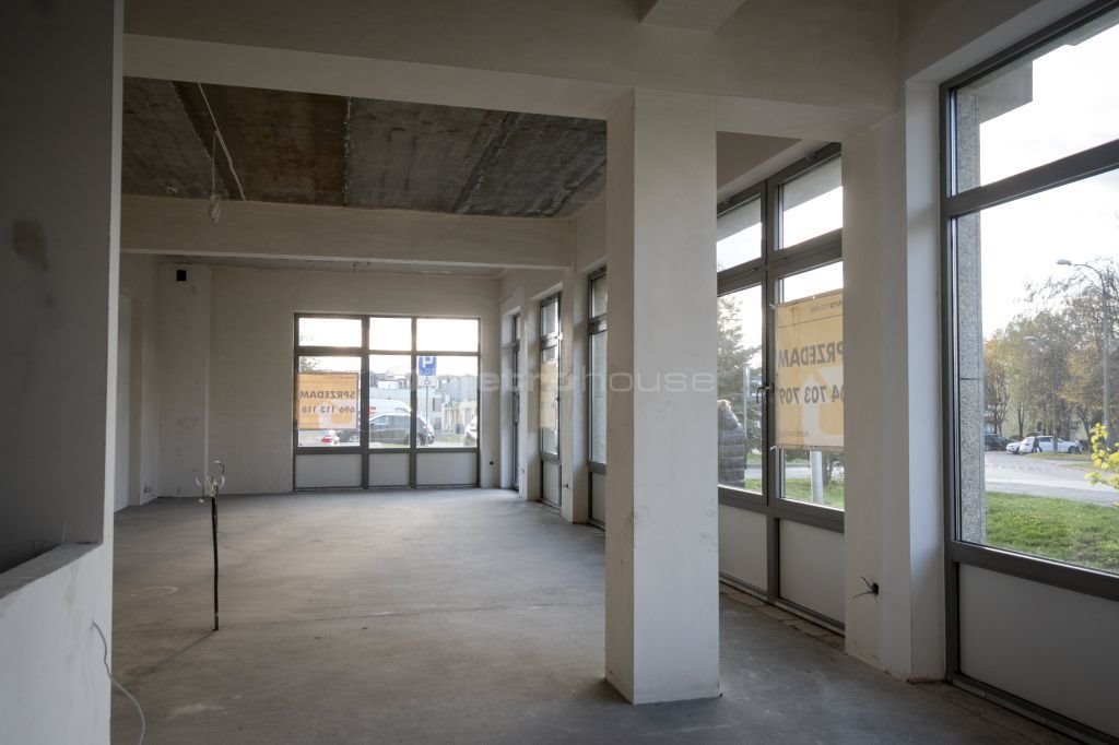 Lokal użytkowy na sprzedaż Łomża, Reymonta  150m2 Foto 2