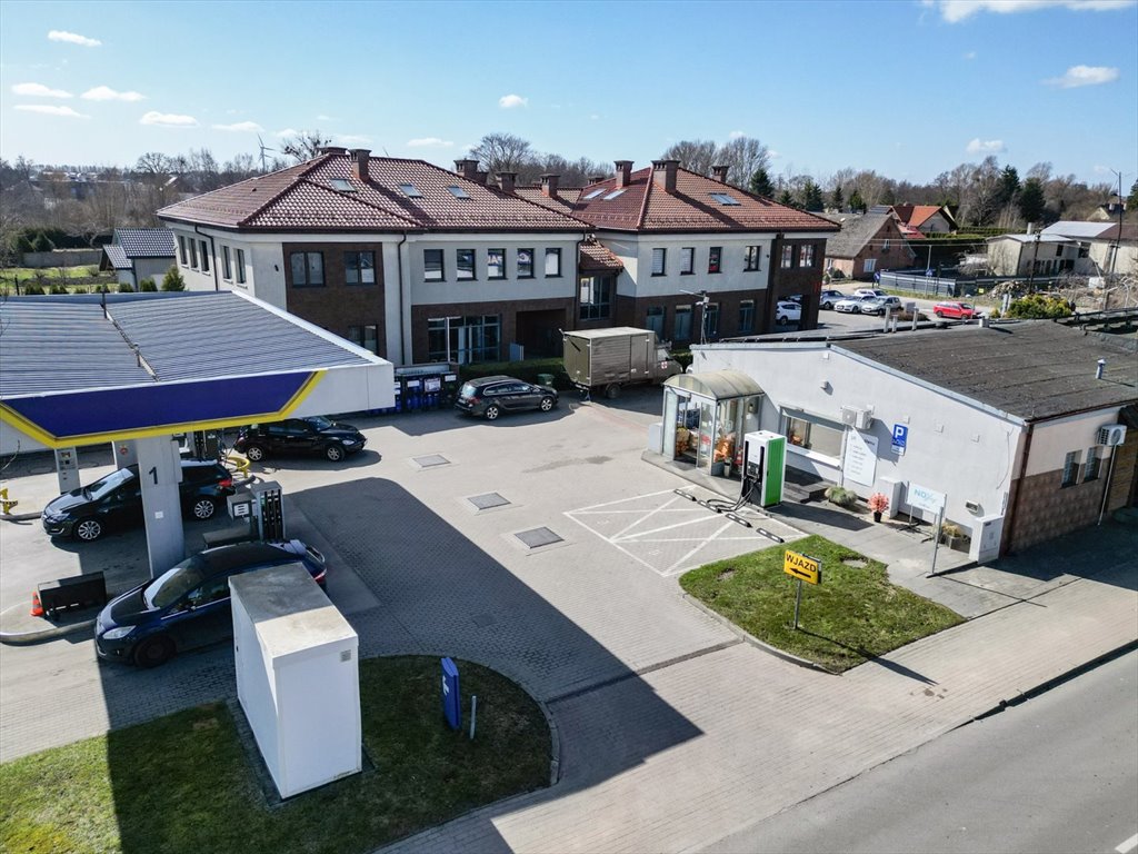 Stacja paliw z usługami (252 m²) w Kobylnicy, duży potencjał Kobylnica, Główna  253m2 Foto 1
