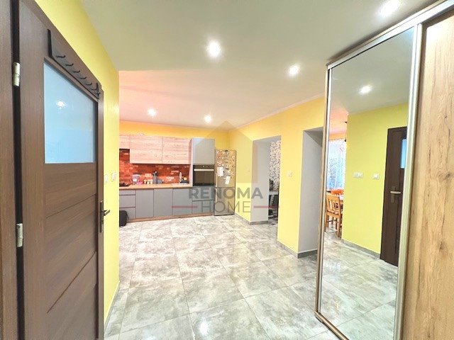 Komfortowe 48m² z dużą kuchnią i piwnicą, spokój i wygoda Wałbrzych  48m2 Foto 1