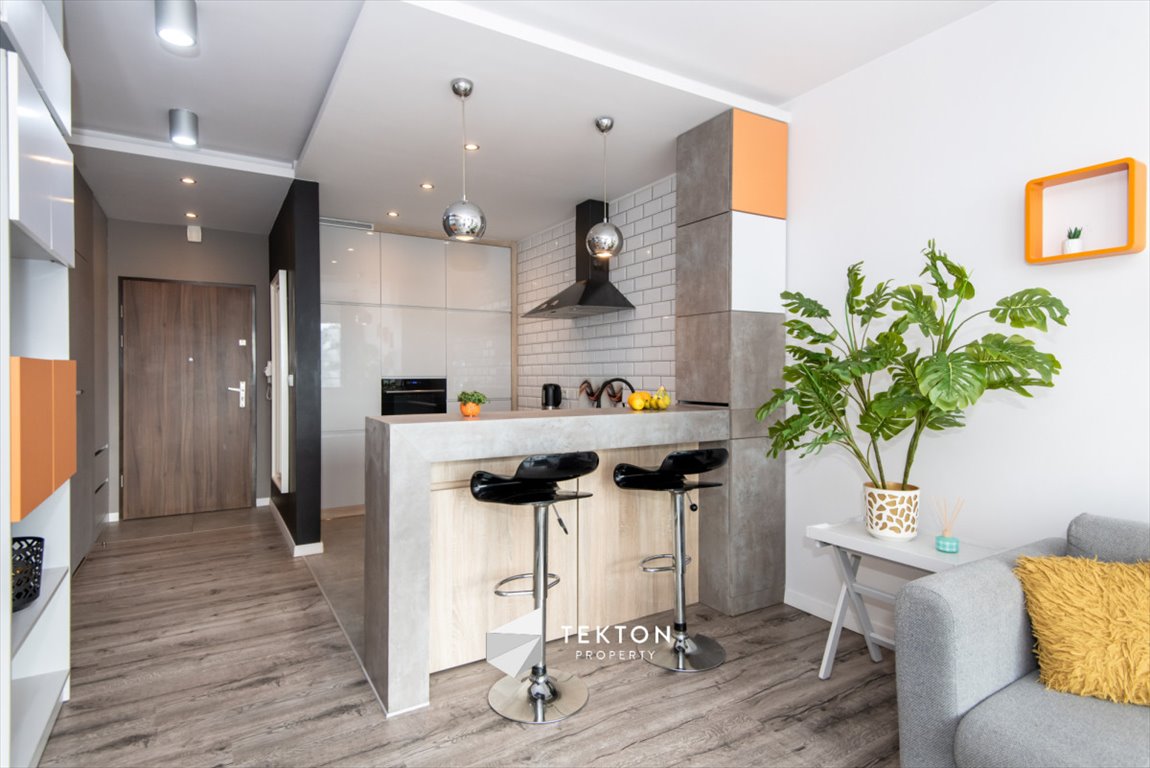 Komfortowe 2-pokojowe mieszkanie z loggią i komórką Poznań, Piątkowo, Teofila Mateckiego  43m2 Foto 1