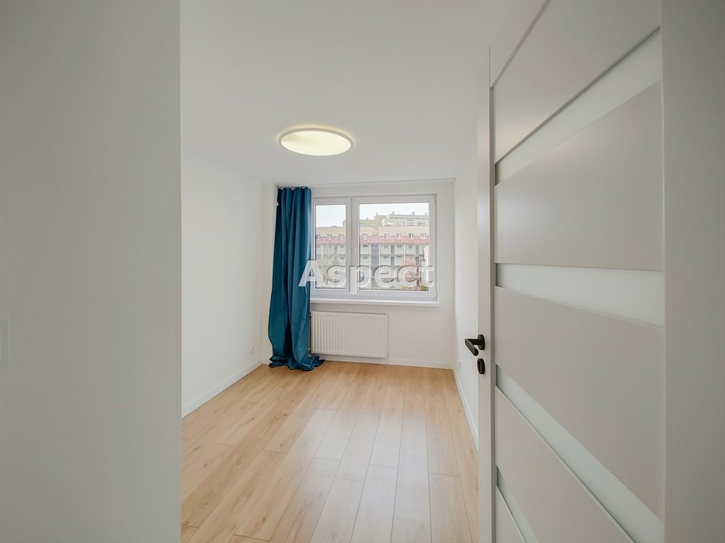 Mieszkanie trzypokojowe na sprzedaż Tychy, N  53m2 Foto 1