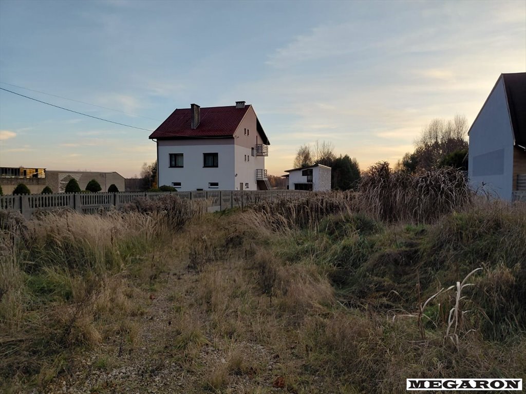 Działka 7998 m2 z mediami, blisko jeziora i natury Gęzyn  7 998m2 Foto 1