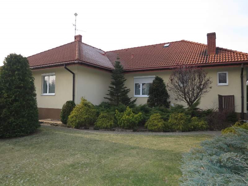 Dom na sprzedaż Częstochowa, Stradom, brak 200m2 Foto 1 Dom na sprzedaż Częstochowa, Stradom, brak 200m2 Foto 1