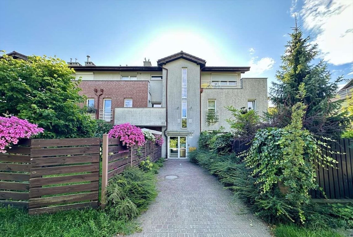 Do sprzedania komfortowe 3-pokojowe mieszkanie z kominkiem i widokiem na zieleń Poznań, Stare Miasto, Błażeja  62m2 Foto 1