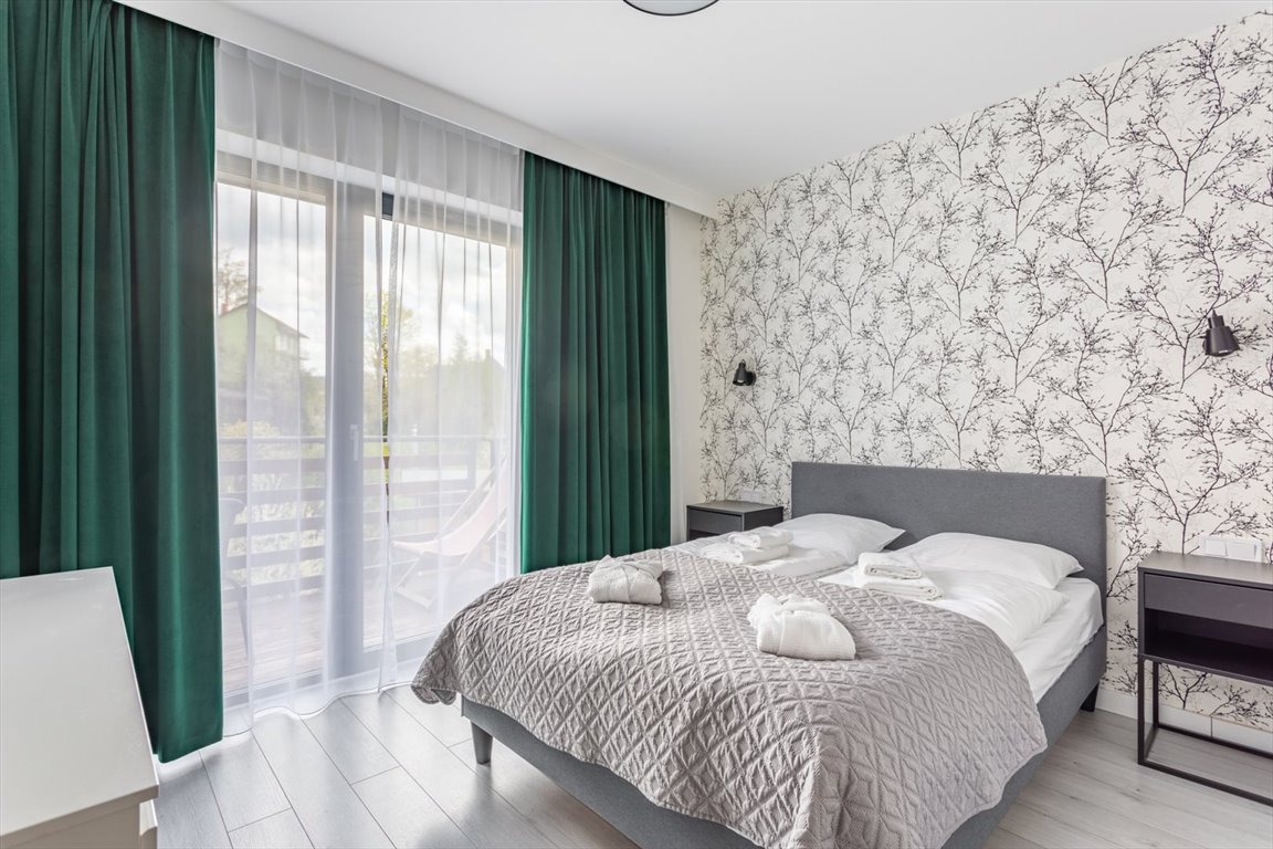 Mieszkanie trzypokojowe na sprzedaż Szklarska Poręba, Franciszkańska  62m2 Foto 1