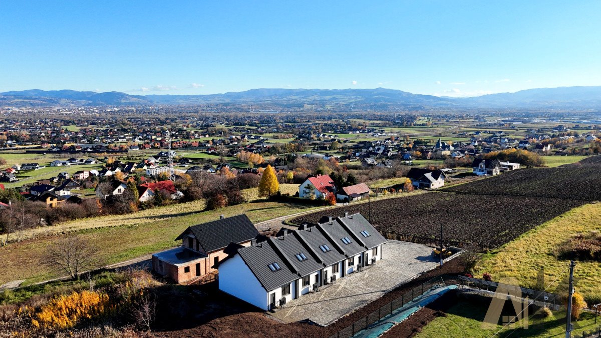 Ekskluzywne domy szeregowe z panoramicznym widokiem na Nowy Sącz Biczyce Dolne  124m2 Foto 1