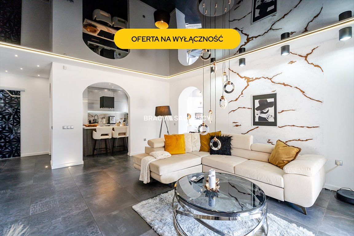 Luksusowy dom 350 m² z ogrodem i garażem w Wietrzychowicach Wietrzychowice, Jadowniki Mokre  350m2 Foto 1