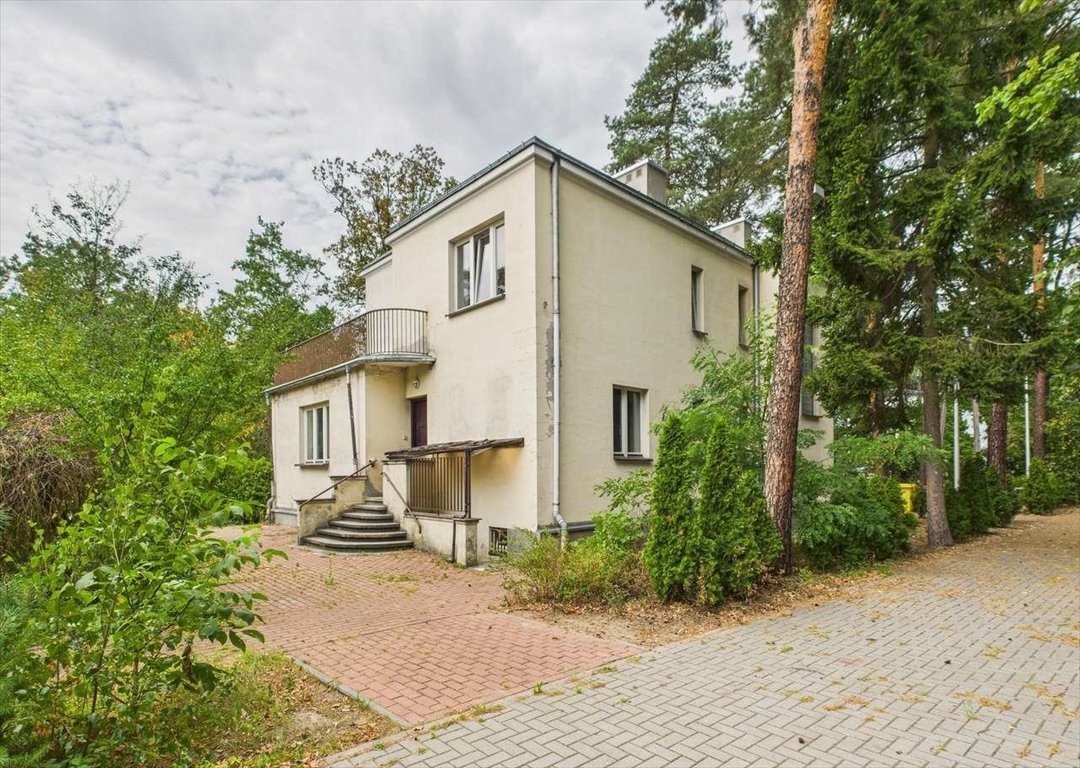 Wyjątkowa willa z 1930 r. z dużym parkiem i szybkim dojazdem do Warszawy Józefów  297m2 Foto 1