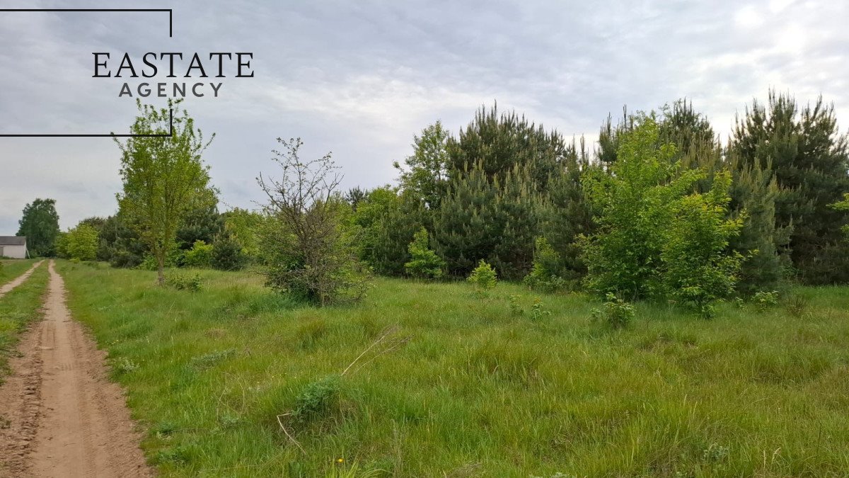 Działka budowlana 1090 m2 w Myrze z mediami i potencjałem Myrcha  1 090m2 Foto 1