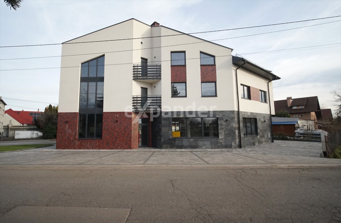 Nowoczesny budynek 490 m2 z dużym parkingiem i wysokim standardem Rzeszów, Wetlińska  490m2 Foto 1