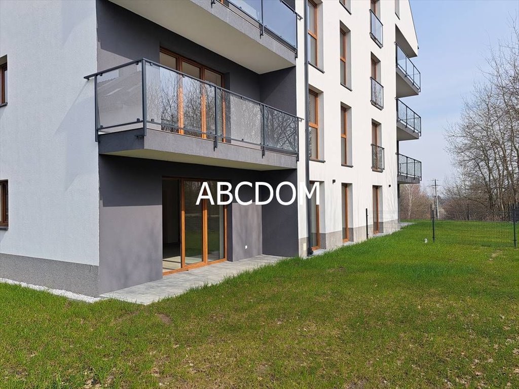 Mieszkanie trzypokojowe na sprzedaż Wieliczka, Wieliczka  63m2 Foto 1