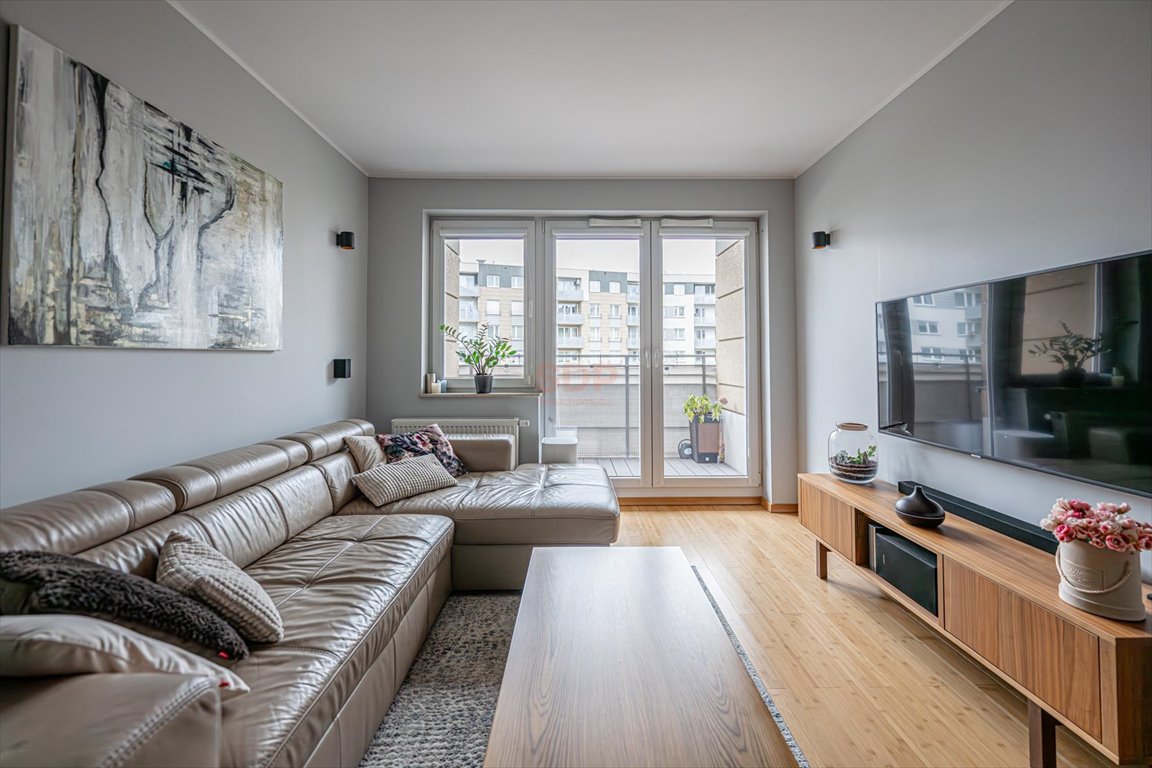 3-pokojowe mieszkanie z garażem i komórką na Krzykach Wrocław, Krzyki, Tarnogaj, Międzyleska  59m2 Foto 1