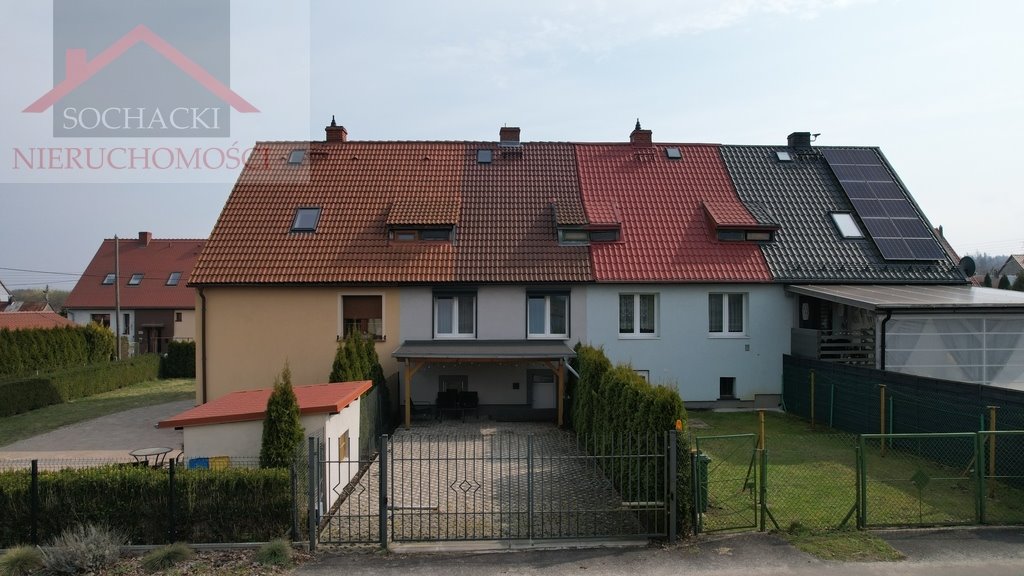 Na sprzedaż funkcjonalny segment 83 m² z dużą piwnicą i ogrodem Zaręba, Osiedlowa  83m2 Foto 1