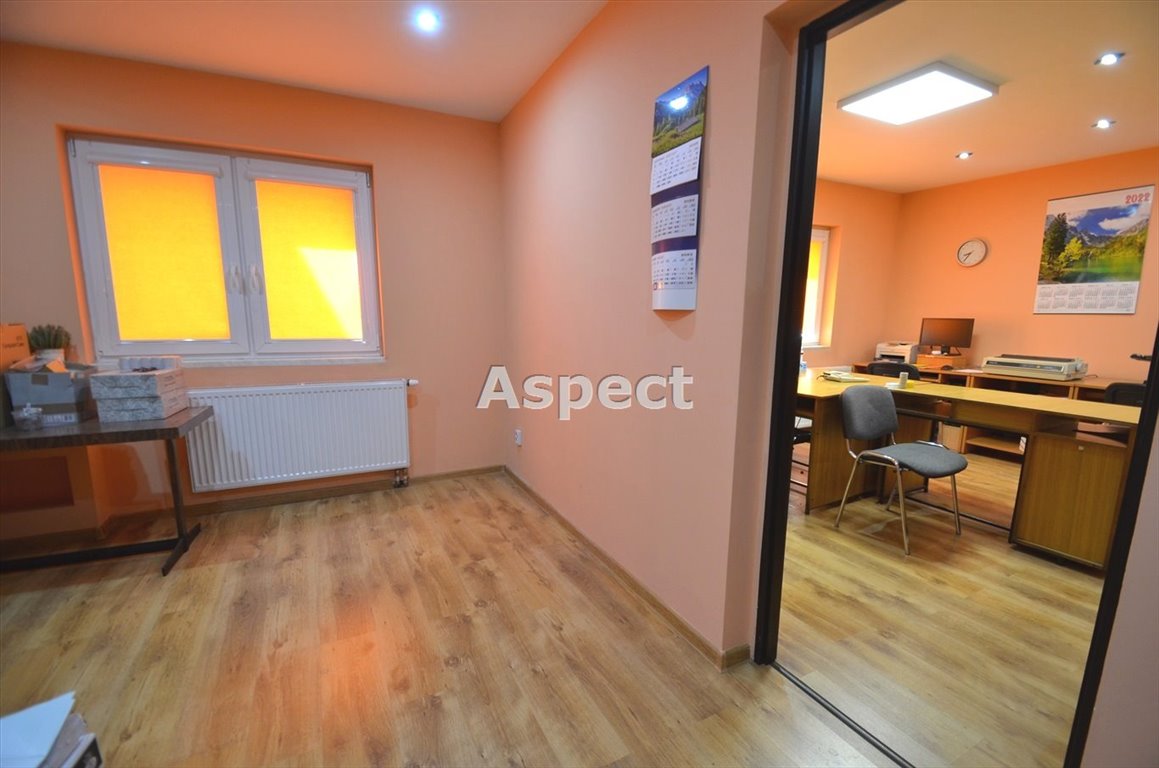 Lokal użytkowy na wynajem Piekary Śląskie, Szarlej  58m2 Foto 1