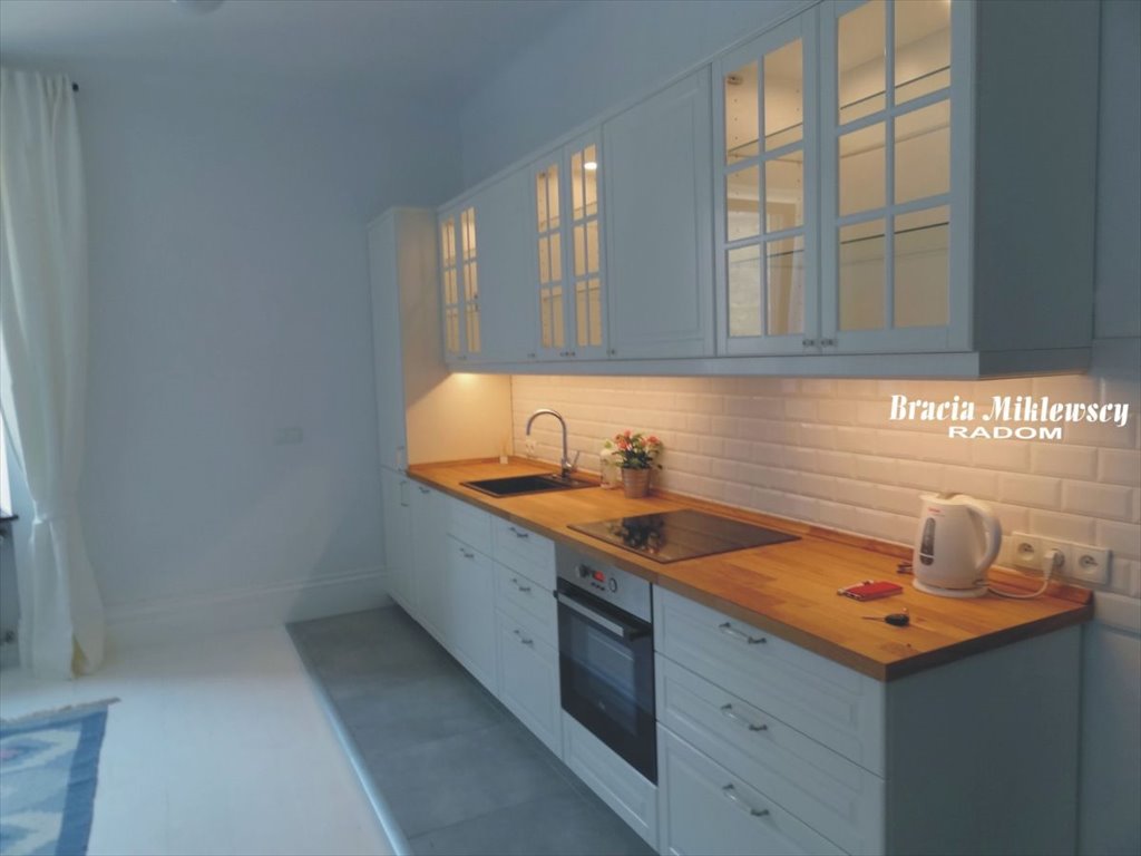 Mieszkanie dwupokojowe na wynajem Radom, Planty, Broni  58m2 Foto 1