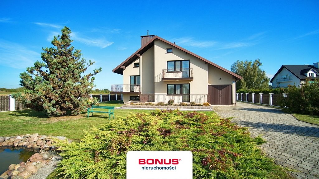 Do sprzedania przestronny dom 225 m² z fotowoltaiką w Krępiec Krępiec  225m2 Foto 1