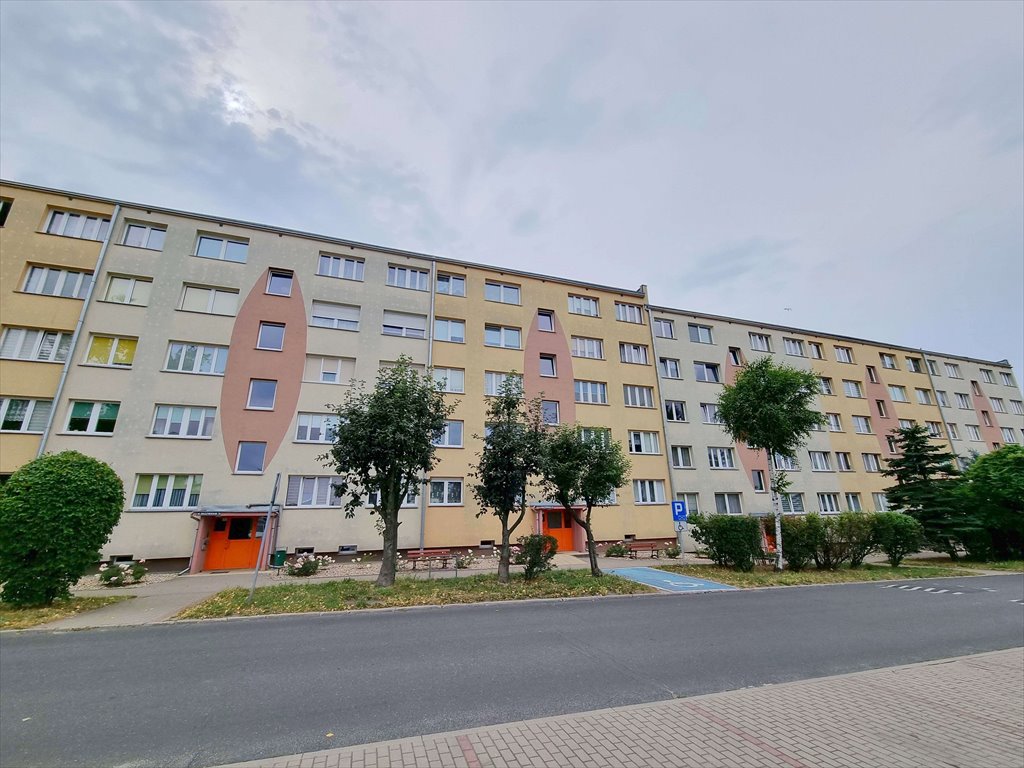 Mieszkanie czteropokojowe  na sprzedaż Bolesławiec, Gałczyńskiego  68m2 Foto 18