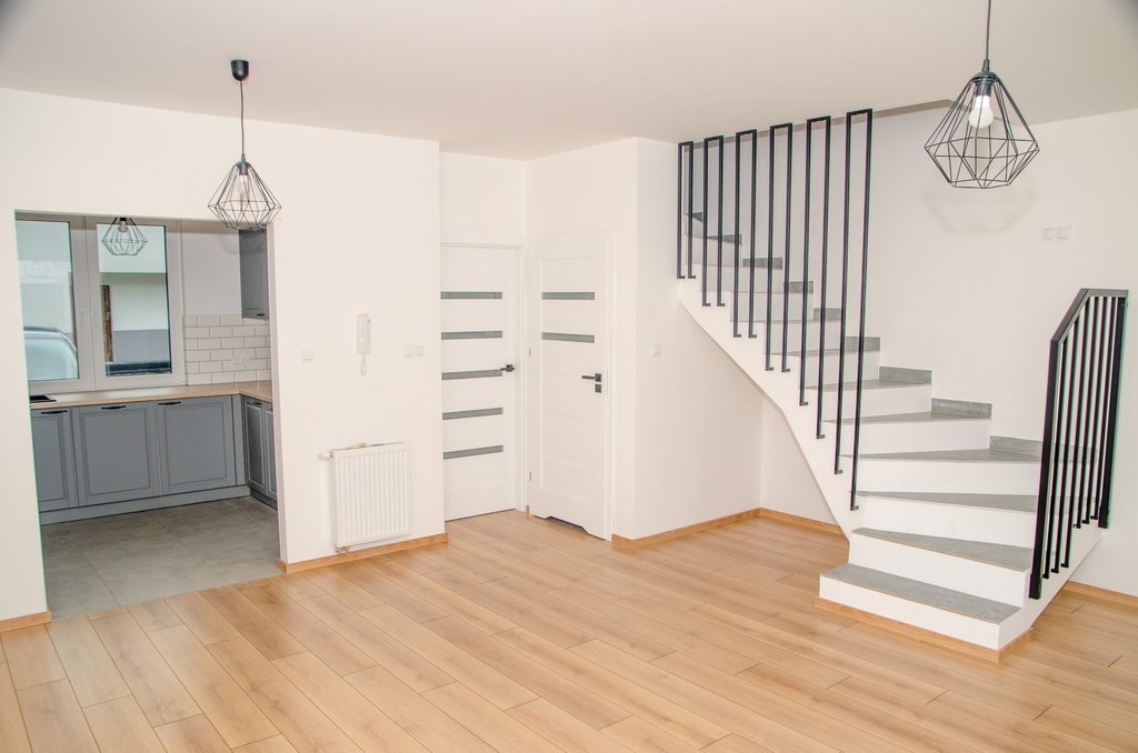 Nowoczesny dom z ogródkiem, 3 sypialnie, blisko lasów Poznań, Ławica, Ławica  81m2 Foto 1