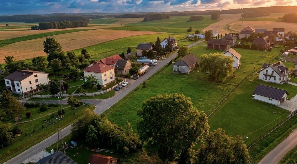 Działka budowlana 25,36 ar z mediami, blisko Energylandii Polanka Wielka  1 536m2 Foto 1