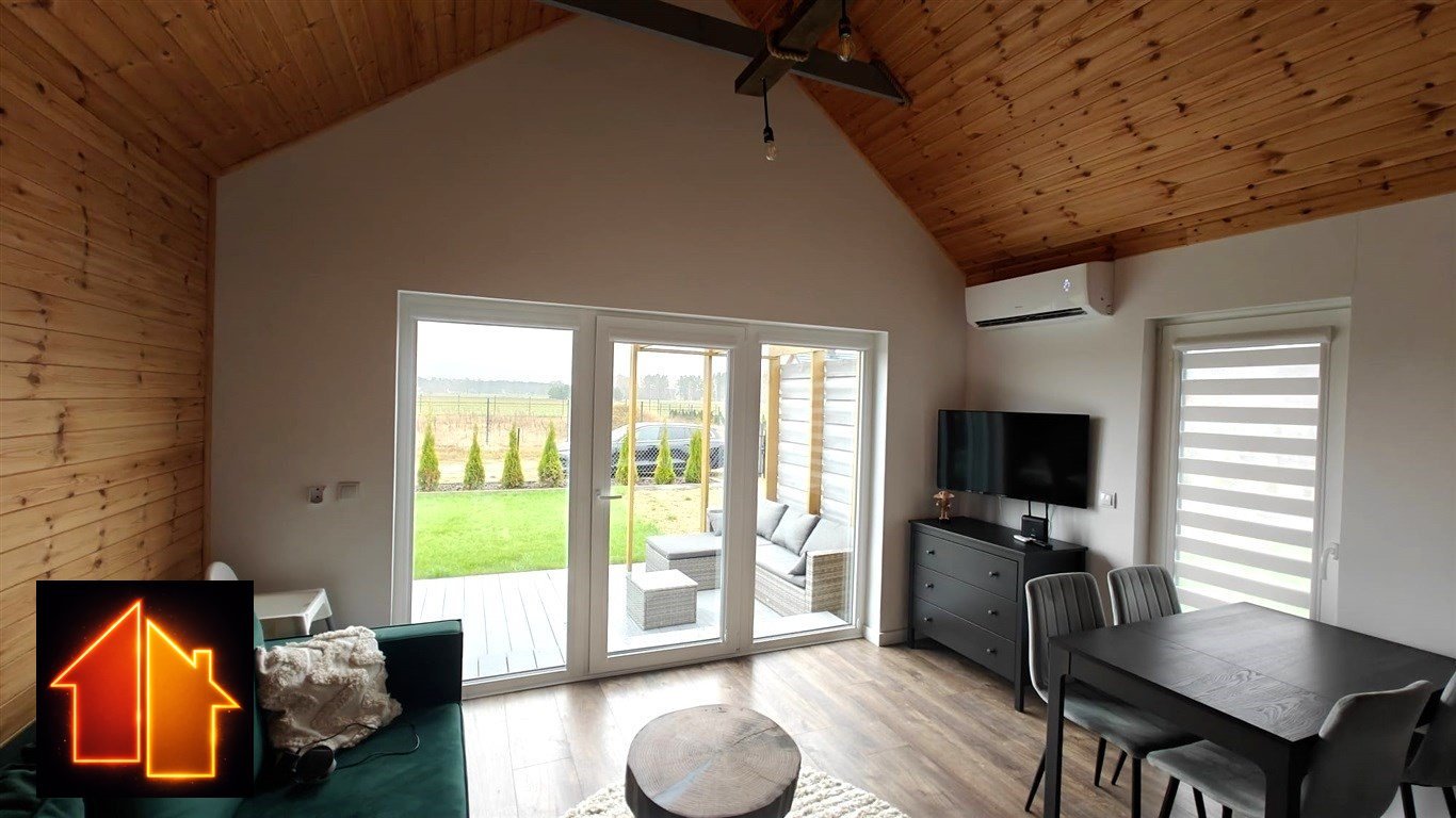 Urokliwa letniskowa chatka 35 m2 z tarasem i antresolą Stary Lubiel, 30  35m2 Foto 1