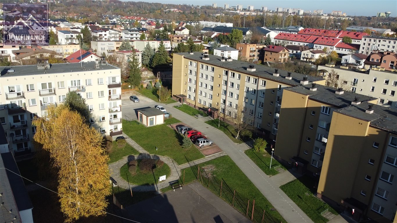 Mieszkanie trzypokojowe na sprzedaż Tarnów  60m2 Foto 1