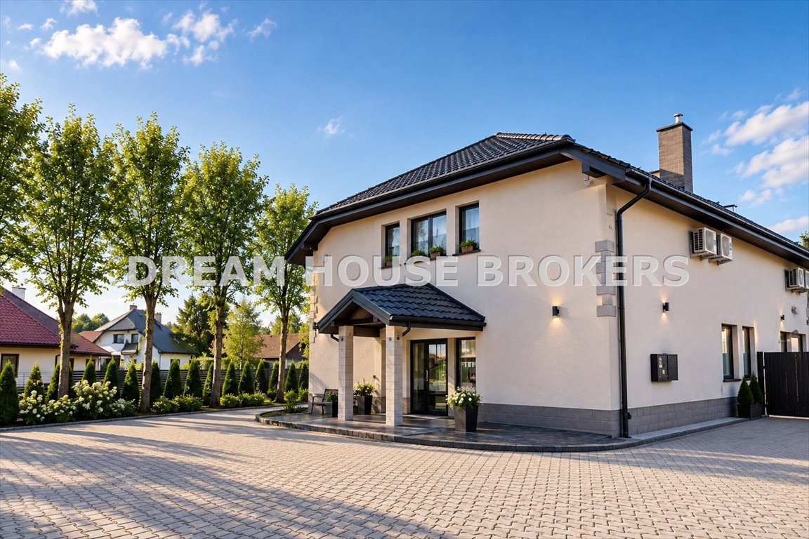 Inwestycyjny lokal 1250 m² z najemcą - gotowiec: Tuchów: Zielona