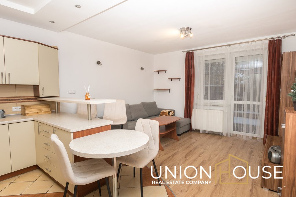 Komfortowe 4-pokojowe mieszkanie z tarasem i miejscem parkingowym Kraków, Nowa Huta, gen. Leopolda Okulickiego  70m2 Foto 1