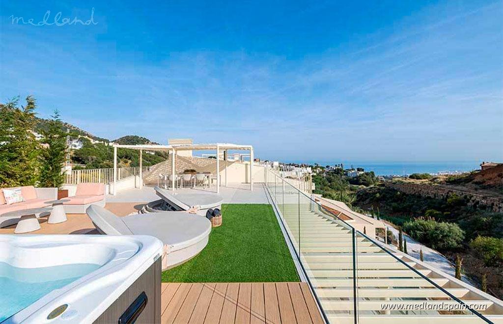 Mieszkanie trzypokojowe na sprzedaż Hiszpania, Fuengirola  130m2 Foto 1