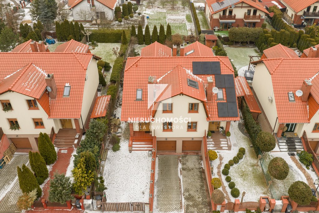 Przestronny dom bliźniak z ogrodem, gotowy do zamieszkania Chwalęcice  165m2 Foto 1