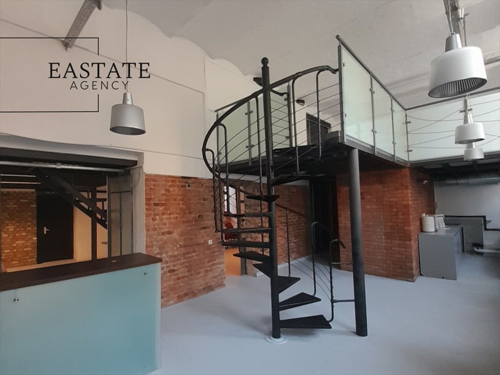 Klimatyczny lokal na Pradze Północ z tarasem i wysokimi sufitami Warszawa, Praga-Północ, Ząbkowska  151m2 Foto 1